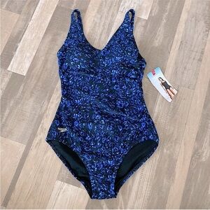 Women’s Speedo One Piece Swimsuit Blue NWT Size 6